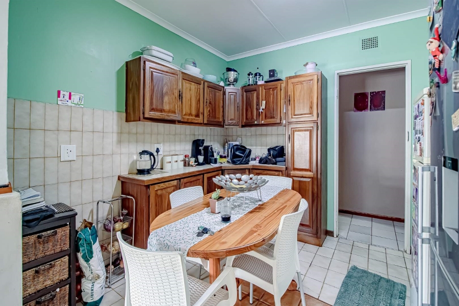 6 Bedroom Property for Sale in Valhalla Gauteng