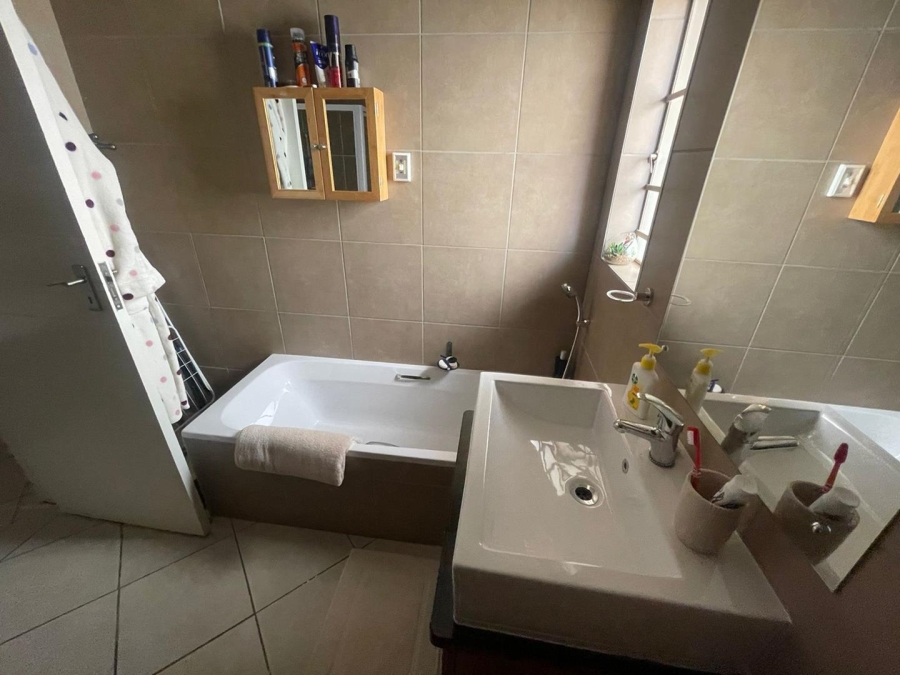 2 Bedroom Property for Sale in Mooikloof Ridge Gauteng