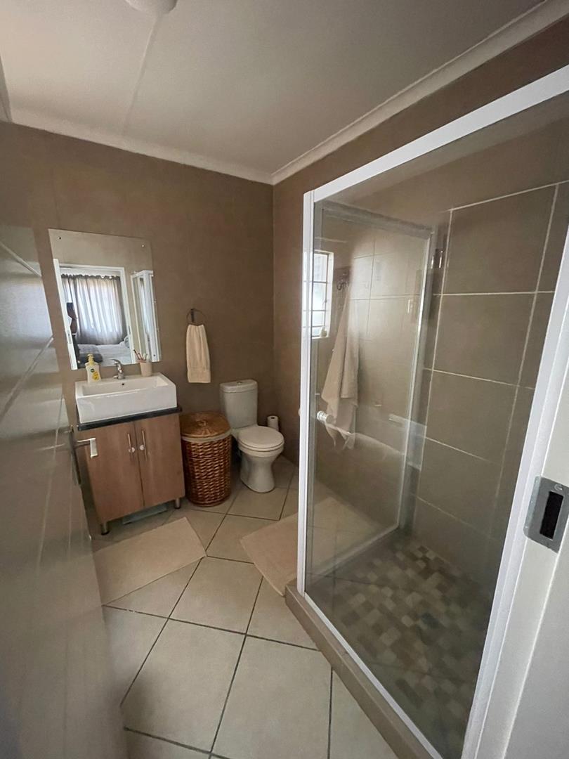 2 Bedroom Property for Sale in Mooikloof Ridge Gauteng
