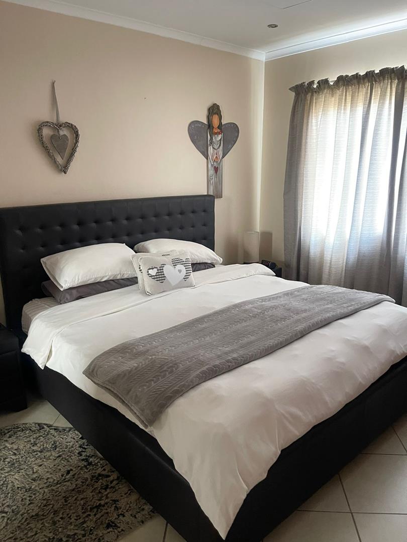 2 Bedroom Property for Sale in Mooikloof Ridge Gauteng
