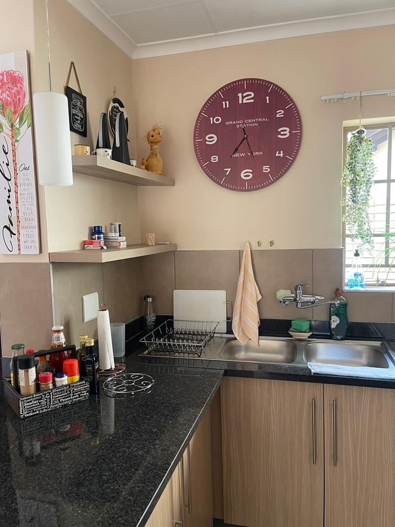 2 Bedroom Property for Sale in Mooikloof Ridge Gauteng