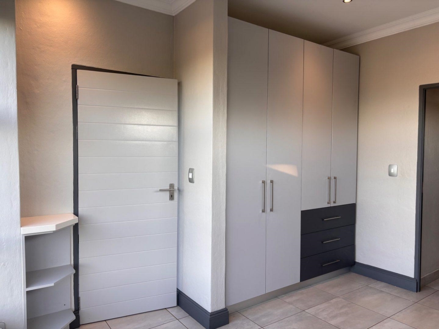 1 Bedroom Property for Sale in Menlo Park Gauteng