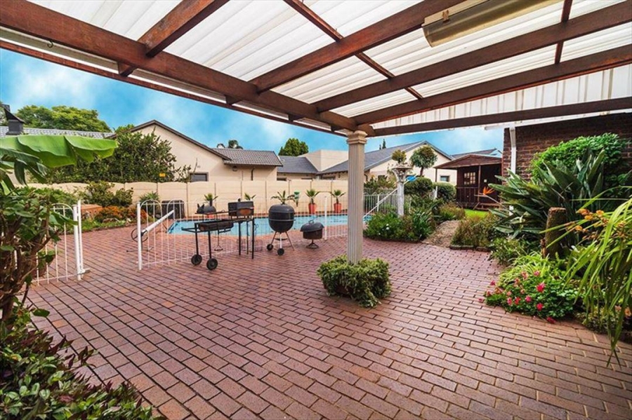 4 Bedroom Property for Sale in Sunward Park Gauteng