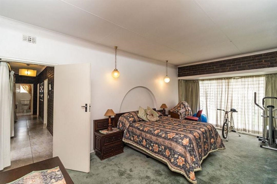 4 Bedroom Property for Sale in Sunward Park Gauteng