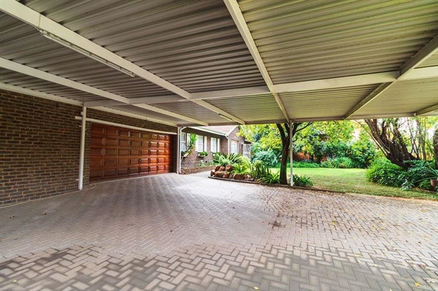 4 Bedroom Property for Sale in Sunward Park Gauteng