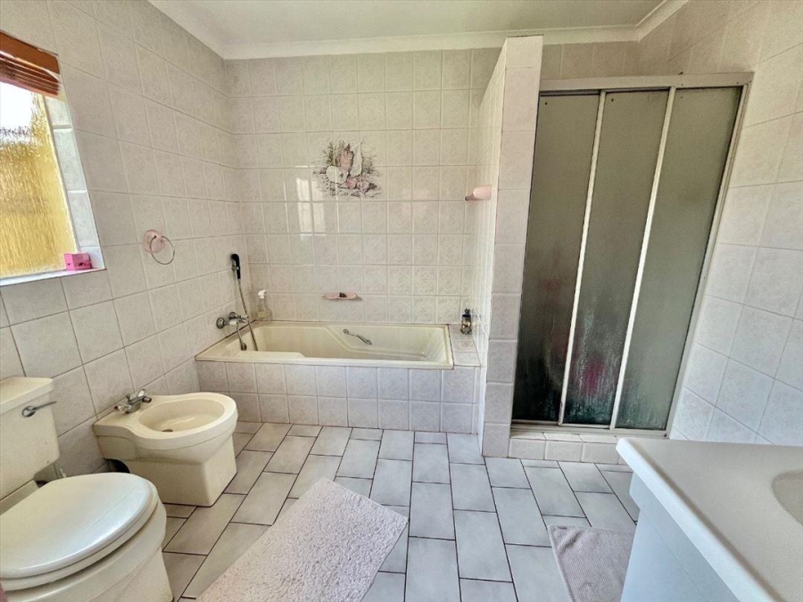 3 Bedroom Property for Sale in Van Dyk Park Gauteng