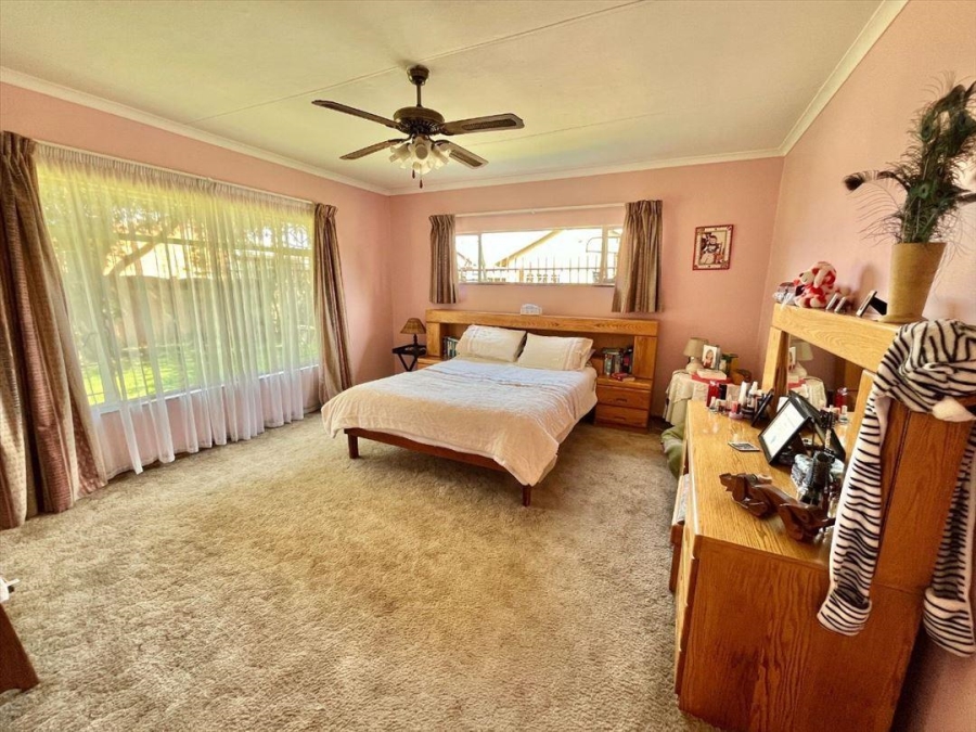 3 Bedroom Property for Sale in Van Dyk Park Gauteng