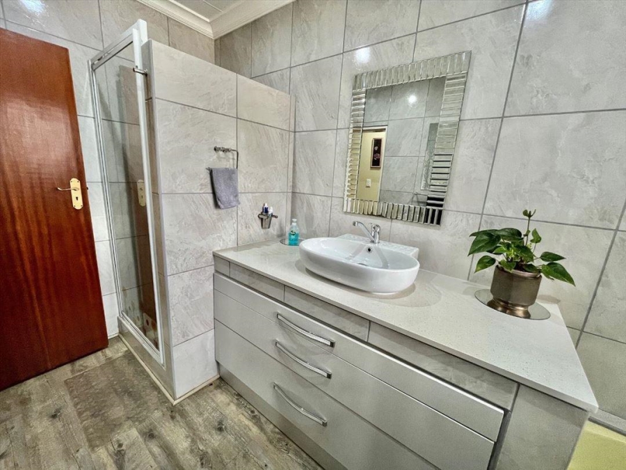 4 Bedroom Property for Sale in Parkrand Gauteng