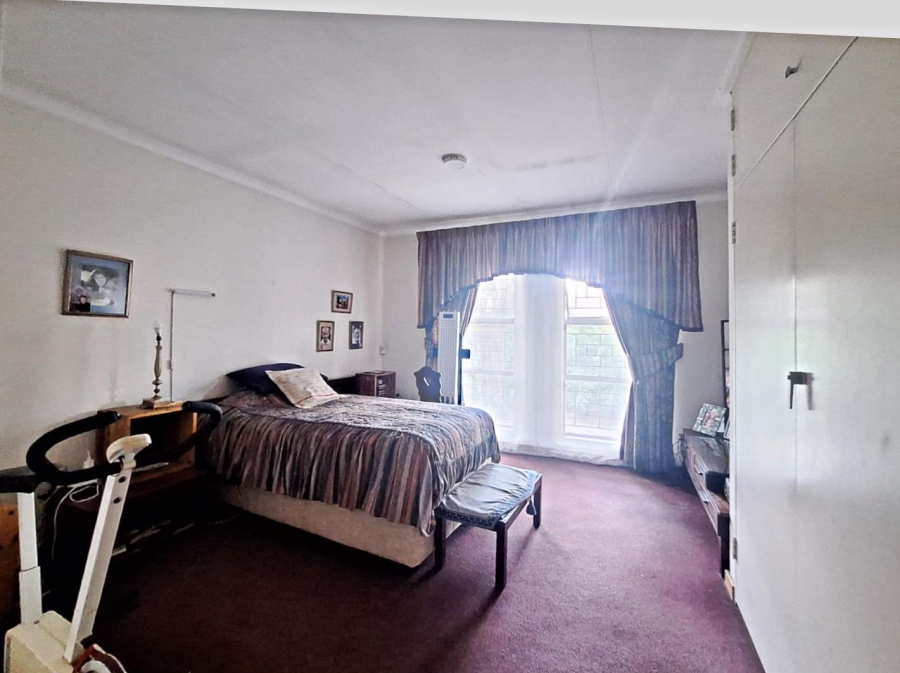 4 Bedroom Property for Sale in Garsfontein Gauteng