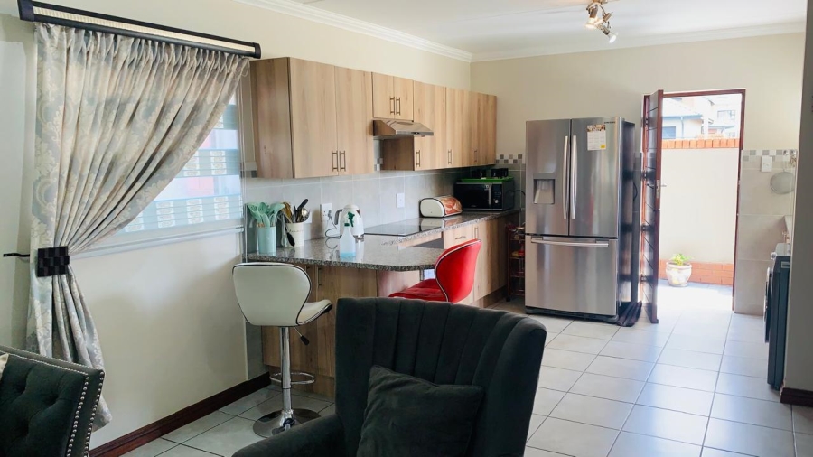 3 Bedroom Property for Sale in Roodeplaat Gauteng