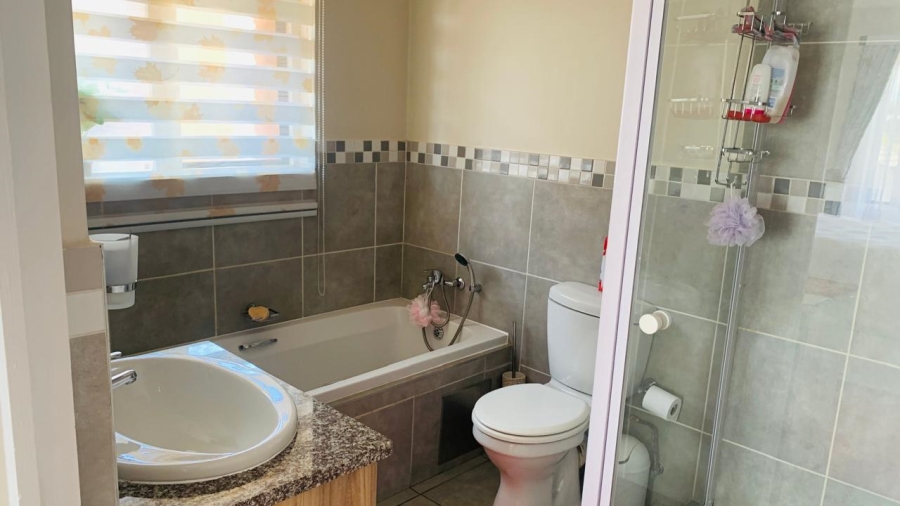 3 Bedroom Property for Sale in Roodeplaat Gauteng