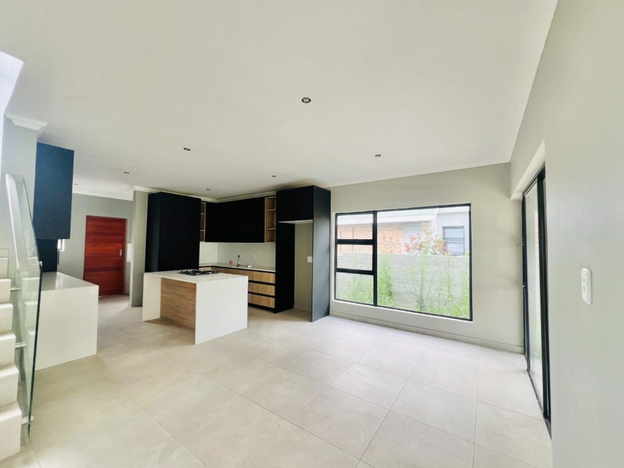 4 Bedroom Property for Sale in Roodeplaat Gauteng