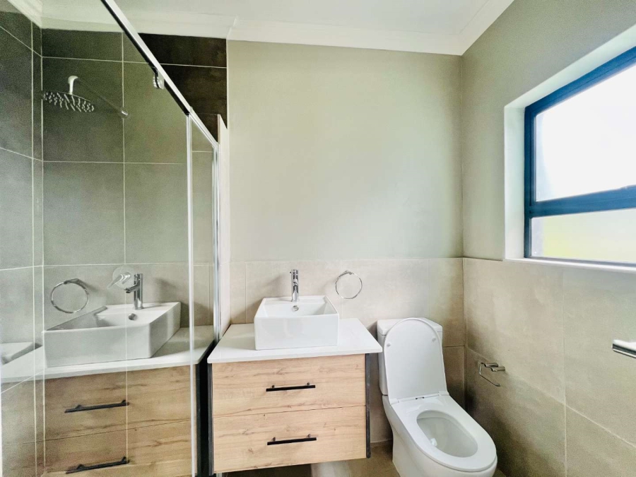 4 Bedroom Property for Sale in Roodeplaat Gauteng