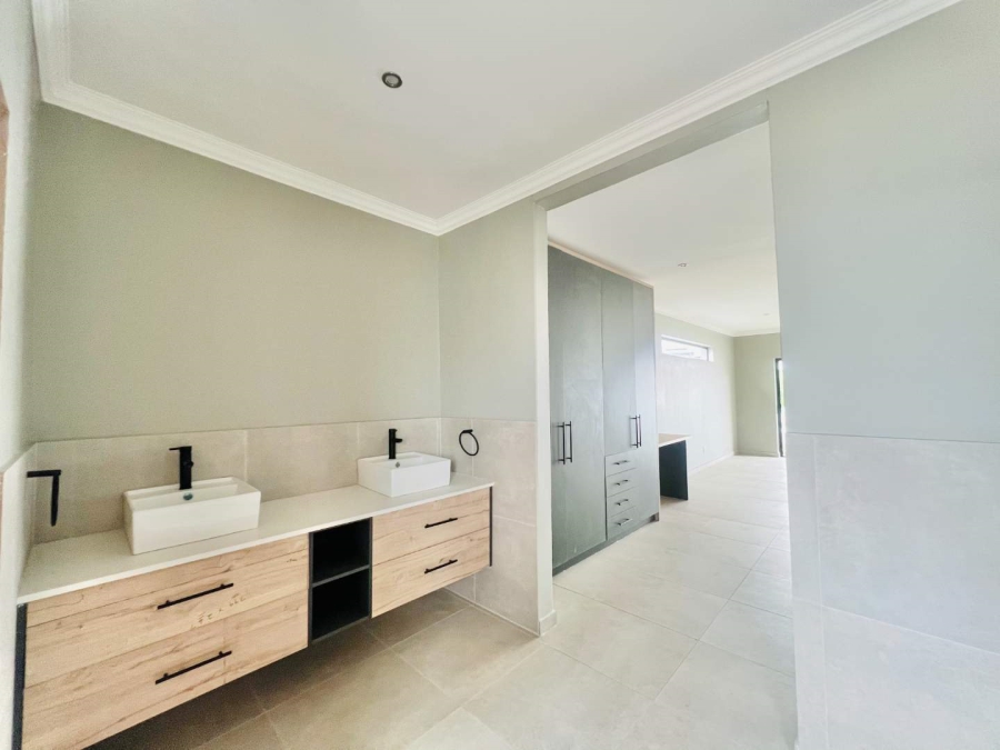 4 Bedroom Property for Sale in Roodeplaat Gauteng