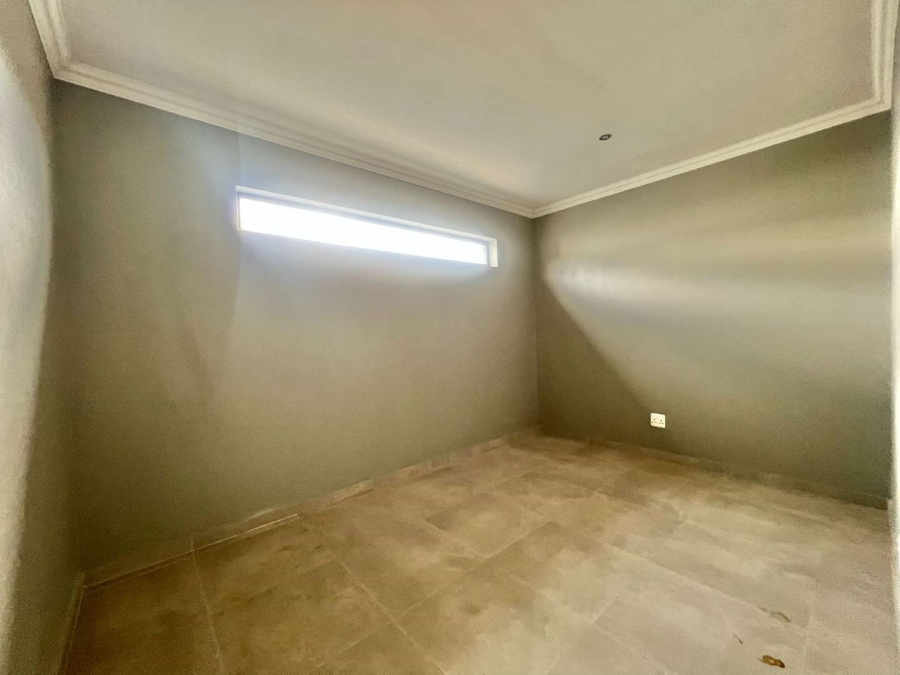 4 Bedroom Property for Sale in Roodeplaat Gauteng