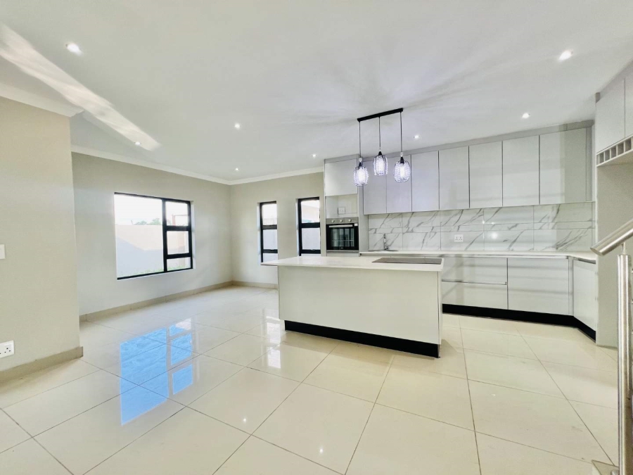 4 Bedroom Property for Sale in Roodeplaat Gauteng