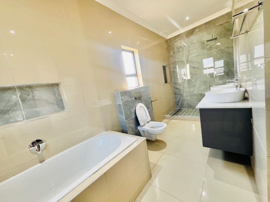 4 Bedroom Property for Sale in Roodeplaat Gauteng