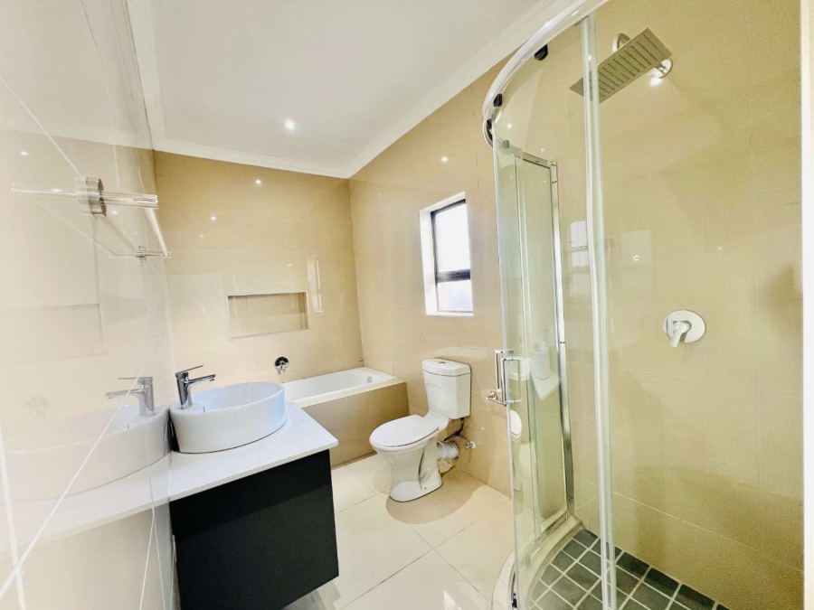 4 Bedroom Property for Sale in Roodeplaat Gauteng