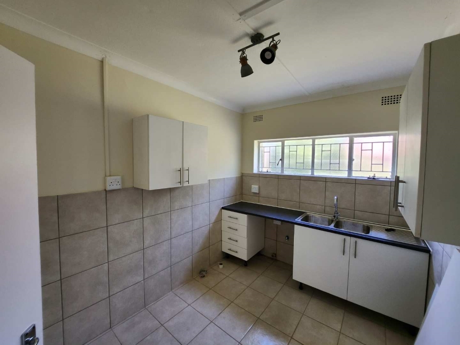 To Let 2 Bedroom Property for Rent in Ferndale Gauteng