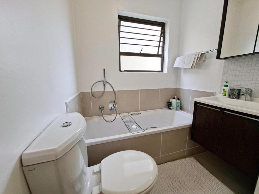 2 Bedroom Property for Sale in Bryanston Gauteng