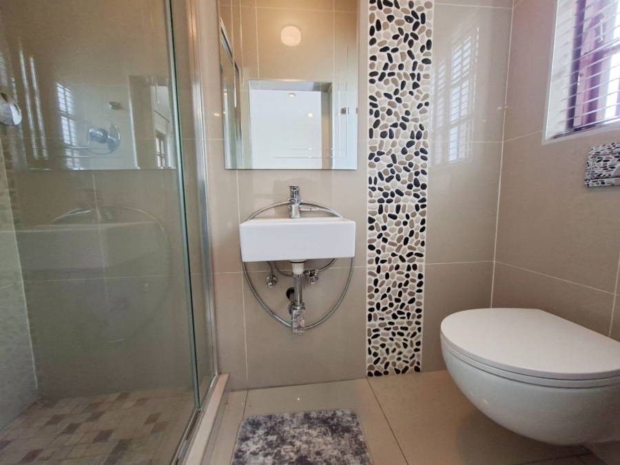 4 Bedroom Property for Sale in Morningside Gauteng