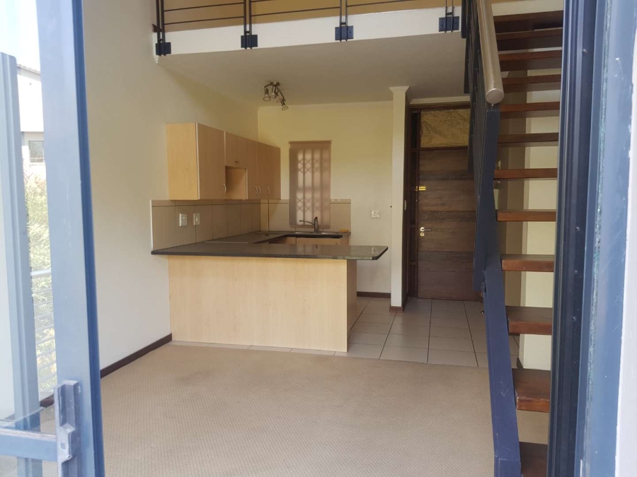 To Let 1 Bedroom Property for Rent in Jackal Creek Golf Estate Gauteng