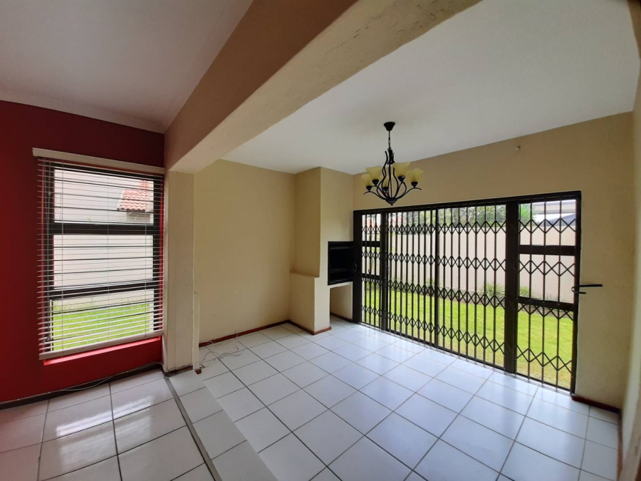 To Let 3 Bedroom Property for Rent in Kengies Gauteng