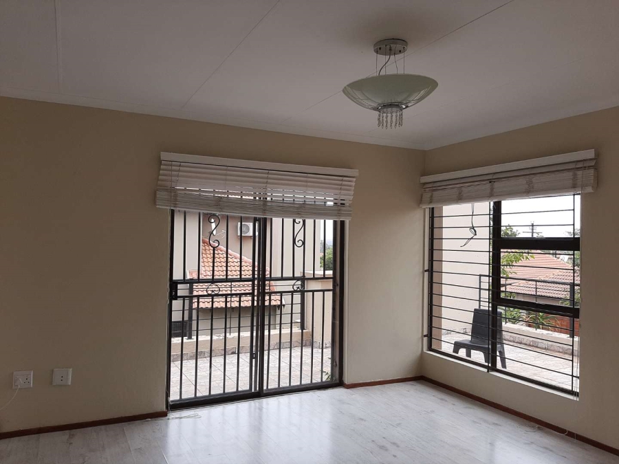 To Let 3 Bedroom Property for Rent in Kengies Gauteng