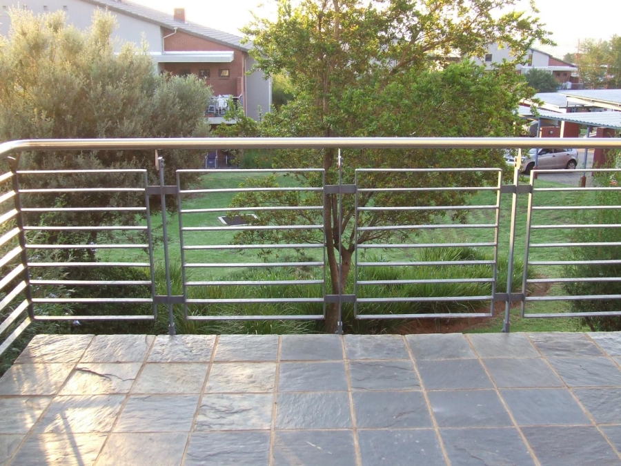 To Let 1 Bedroom Property for Rent in Jackal Creek Golf Estate Gauteng