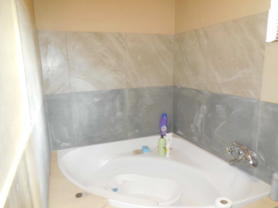 To Let 2 Bedroom Property for Rent in Silverton Gauteng