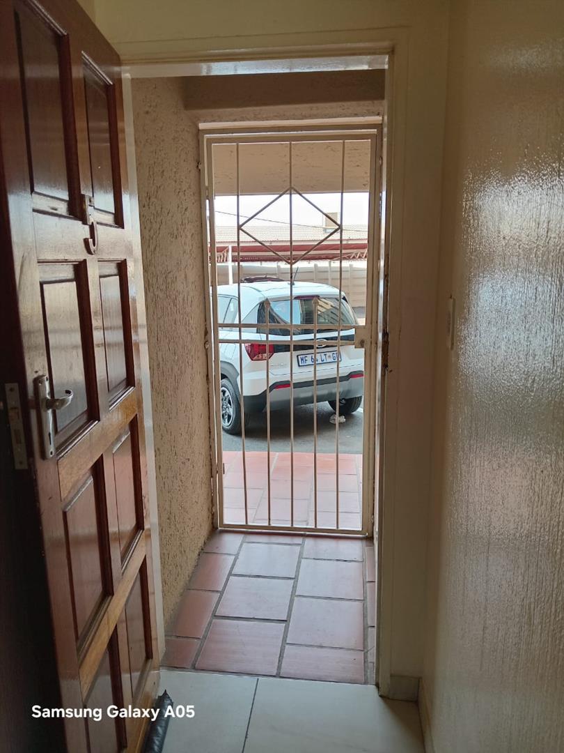2 Bedroom Property for Sale in Delarey Gauteng