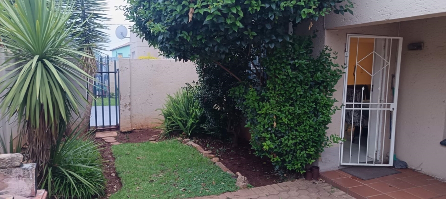 2 Bedroom Property for Sale in Delarey Gauteng