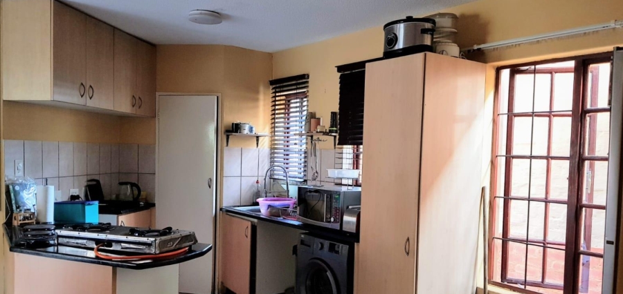 3 Bedroom Property for Sale in Equestria Gauteng