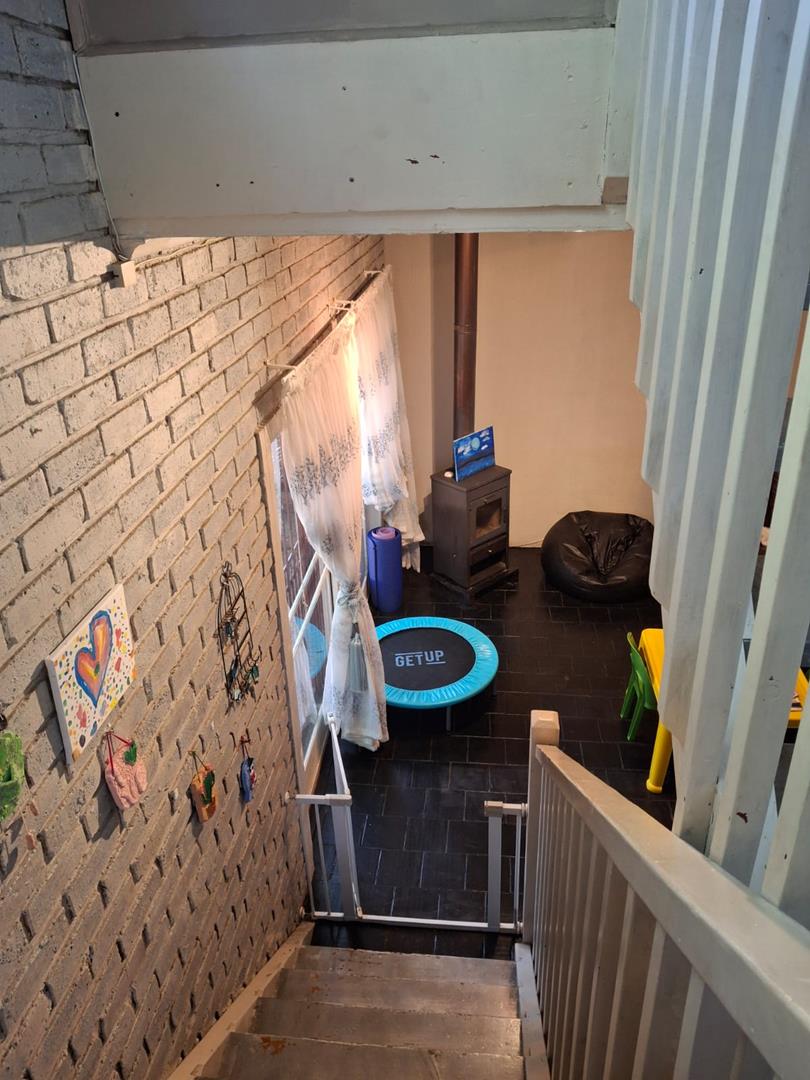 5 Bedroom Property for Sale in Moreleta Park Gauteng