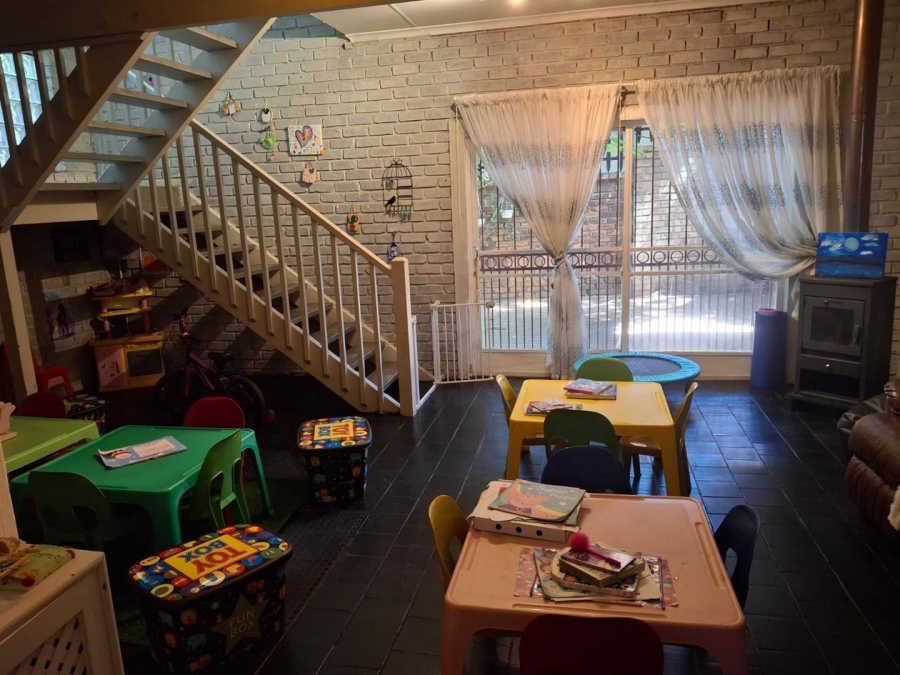 5 Bedroom Property for Sale in Moreleta Park Gauteng