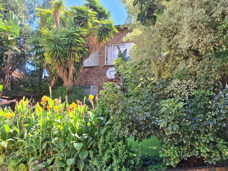 5 Bedroom Property for Sale in Moreleta Park Gauteng