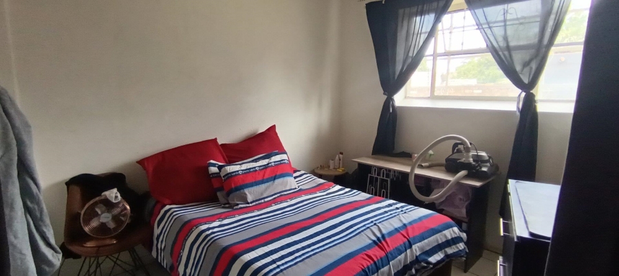 1 Bedroom Property for Sale in Albertville Gauteng