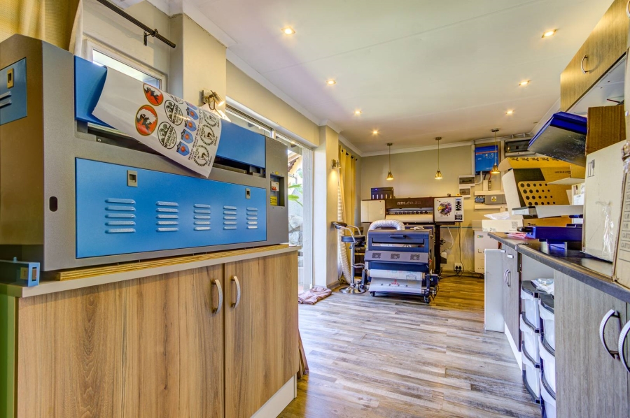 3 Bedroom Property for Sale in Van Riebeeck Park Gauteng