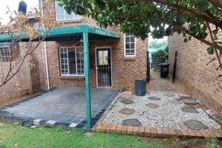 2 Bedroom Property for Sale in Van Riebeeck Park Gauteng