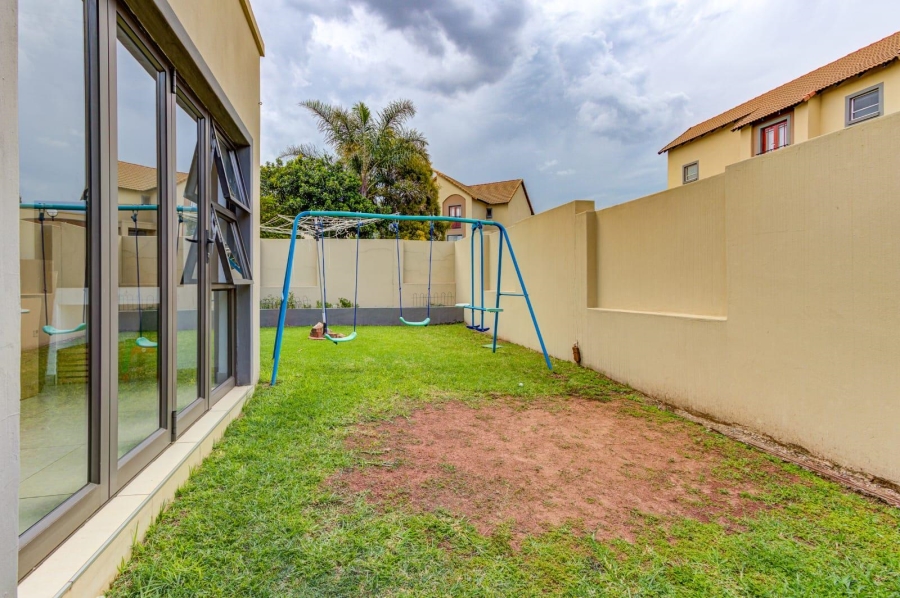 4 Bedroom Property for Sale in Glen Marais Gauteng