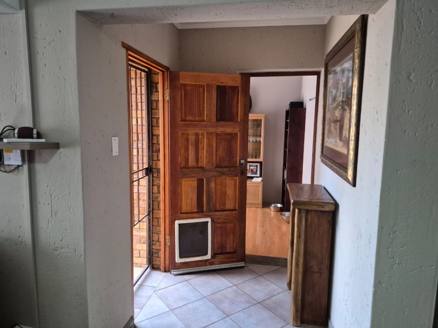 2 Bedroom Property for Sale in Pomona Gauteng