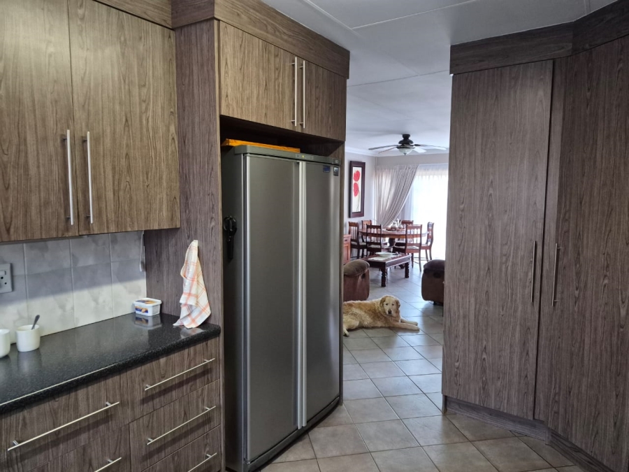 2 Bedroom Property for Sale in Pomona Gauteng