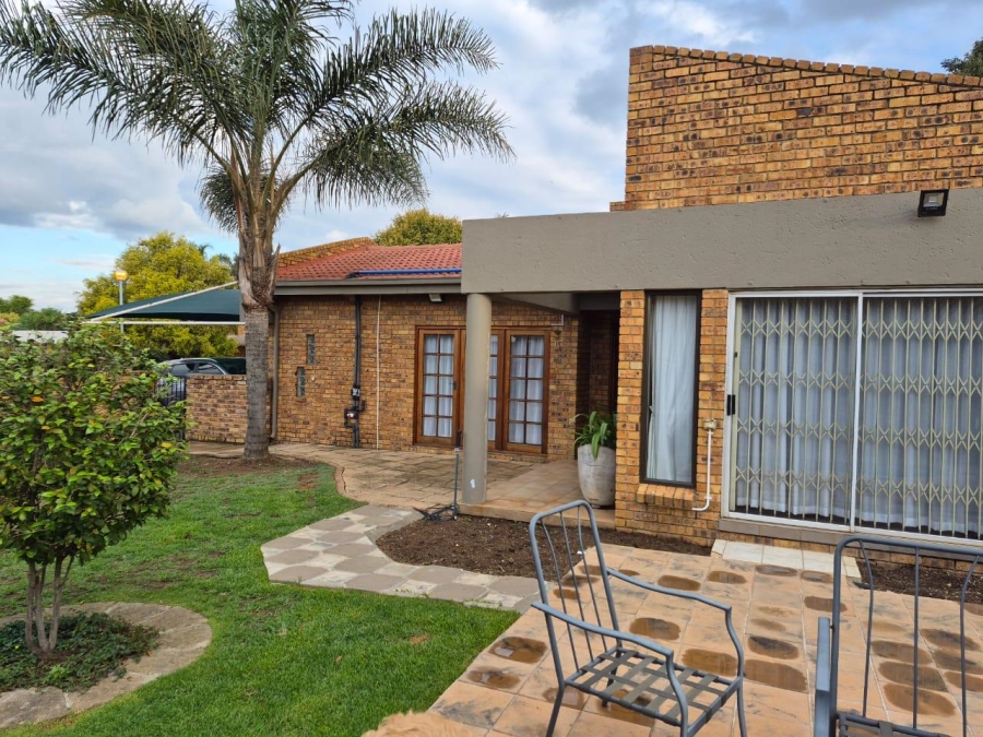 2 Bedroom Property for Sale in Pomona Gauteng