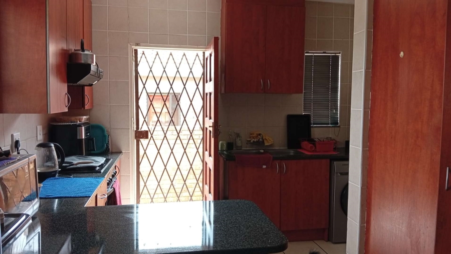 3 Bedroom Property for Sale in Pomona Gauteng