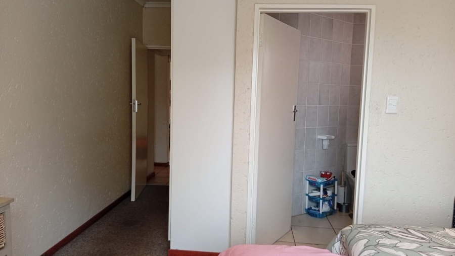 3 Bedroom Property for Sale in Pomona Gauteng