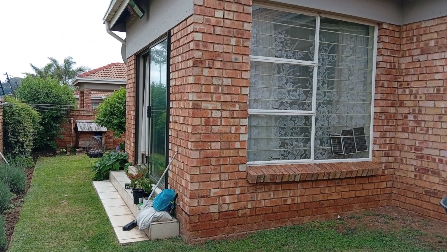 3 Bedroom Property for Sale in Pomona Gauteng