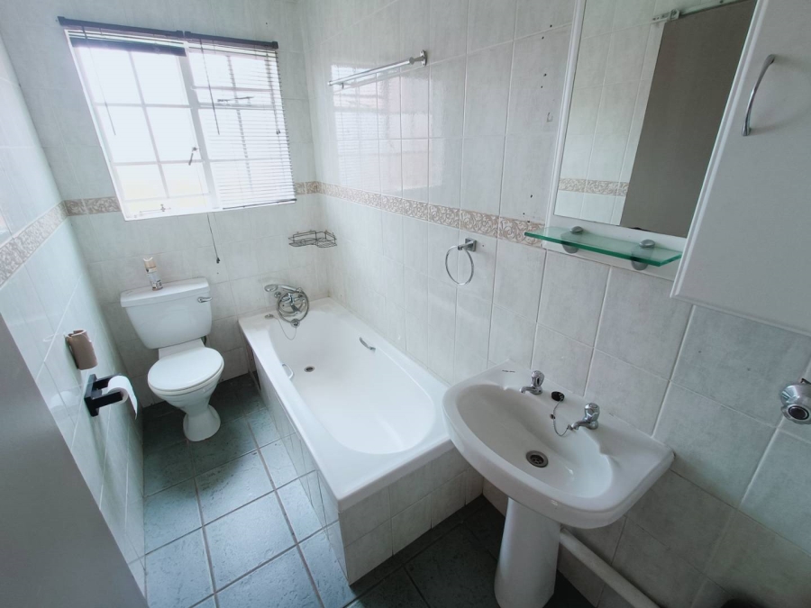 3 Bedroom Property for Sale in Clubview Gauteng