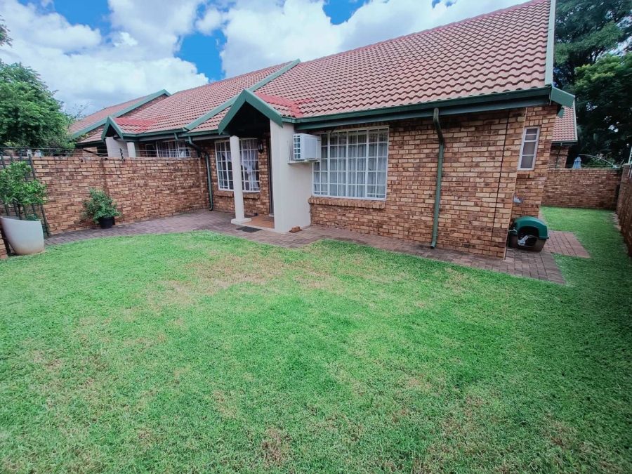 3 Bedroom Property for Sale in Clubview Gauteng