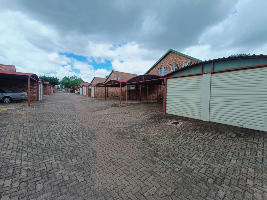 3 Bedroom Property for Sale in Clubview Gauteng