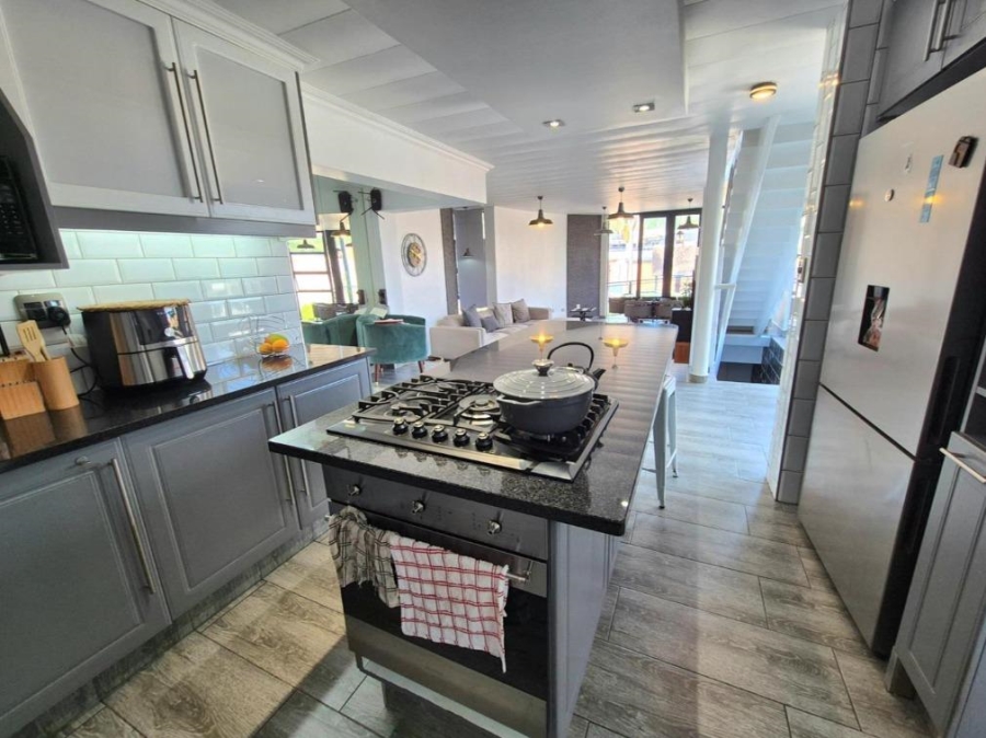 2 Bedroom Property for Sale in Bassonia Gauteng